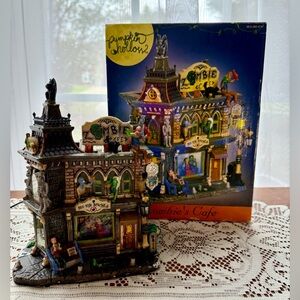 Lemax Retired Spooky Town Zombie's Cafe - 2006 Halloween Village   #65346